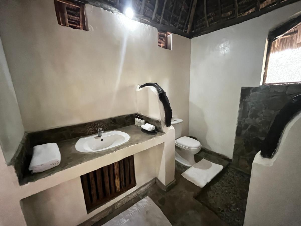 Lemara Eco Camp Hotel Kisaki Kültér fotó