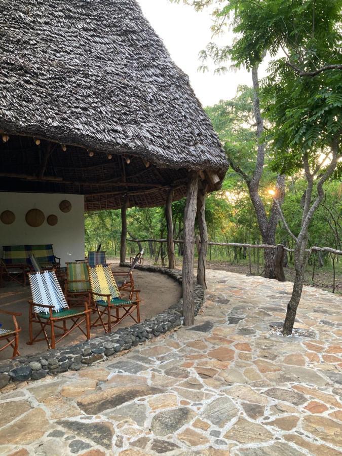Lemara Eco Camp Hotel Kisaki Kültér fotó